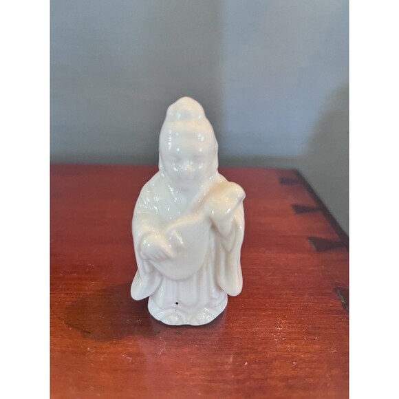 Blanc de Chine White Porcelain Figurine Geisha Instrument Mandolin Small Mini - Picture 2 of 8